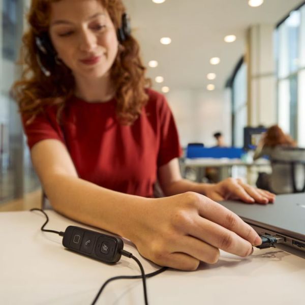 Poly Mission 625 stereo USB headset