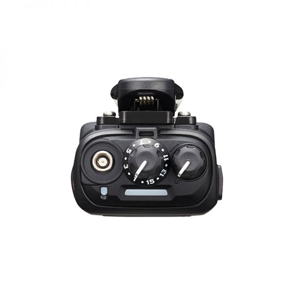 Kenwood NX-3320E UHF - avec batterie, antenne et chargeur