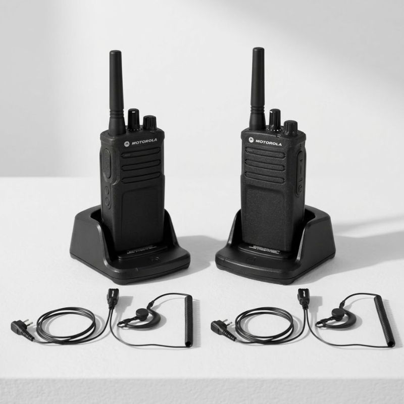 Pack 2 talkies walkies Motorola XT420 + 2 contours d'oreille BR1703
