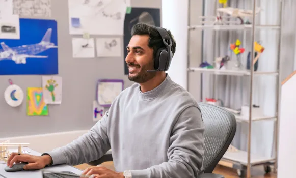 Micro-casque Logitech professionnel sans fil pour les appels et visioconférences
