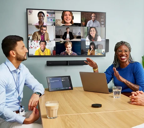 Barres vidéo tout-en-un pour petites salles et espaces collaboratifs