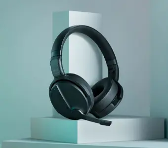 Circumaural