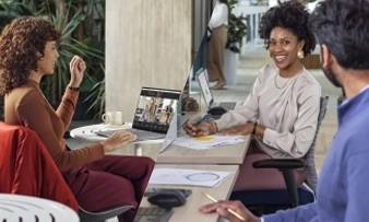 Collaborateurs sédentaires et en mode hybride